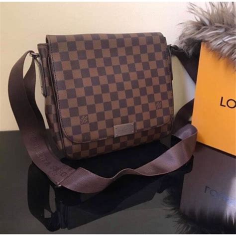 lv sling bag men's price philippines